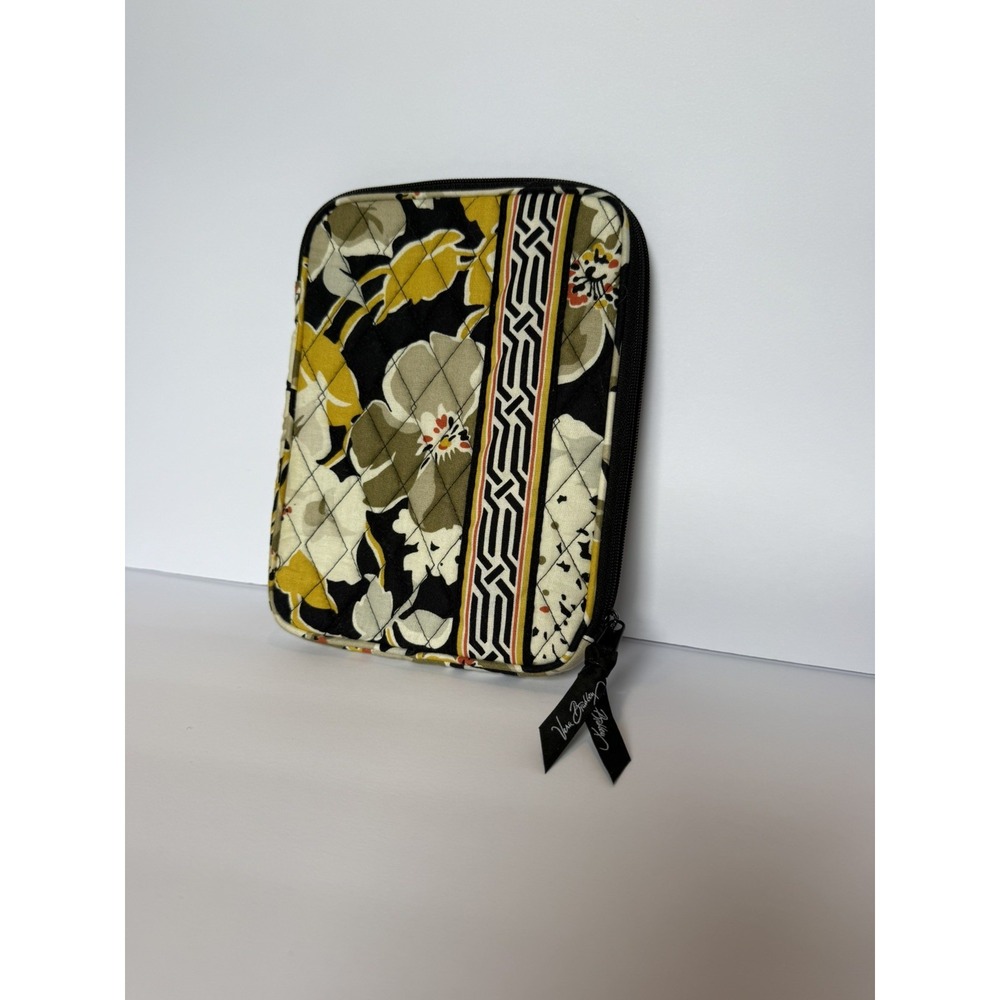 Vera Bradley Dogwood E-Reader Sleeve Case Cute Kindle Nook E-Books